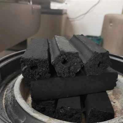 Arang barbekyu kayu